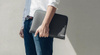 Moshi Pluma - Housse pour MacBook Pro 13" (2020/2018/2017/2016) / Surface Pro (2017) (gris chevron)