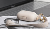 Moshi Pebbo - Étui AirPods 3 avec dragonne détachable (Beige Savanna)