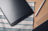 Moshi iVisor AG - Antireflexions-Schutzfolie iPad 10.2" (2021 / 2020 / 2019) / Air & Pro 10.5" (schwarzer Rahmen)