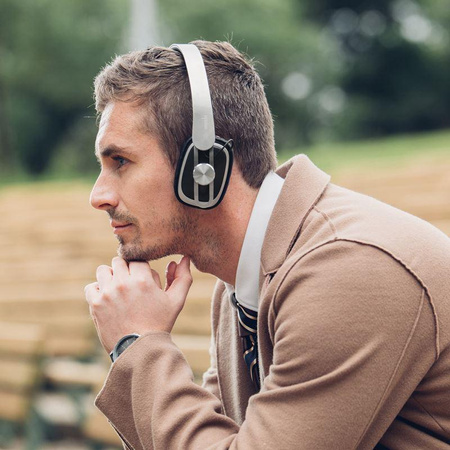 Moshi Avanti Air - Bluetooth In-Ear Headphones (Jet Black)